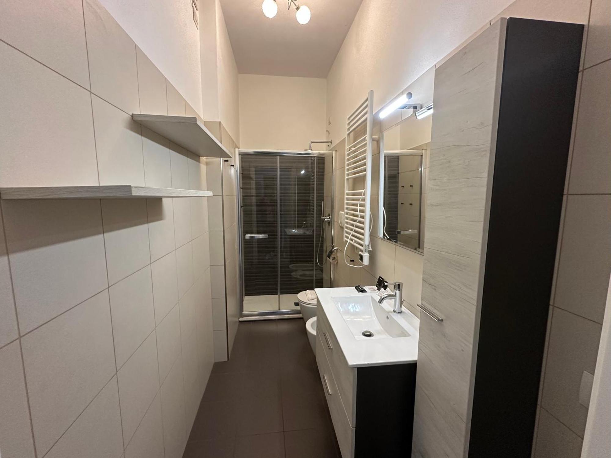 Metro Famagosta - Modern Suite Free Wifi & Parking Milaan Buitenkant foto